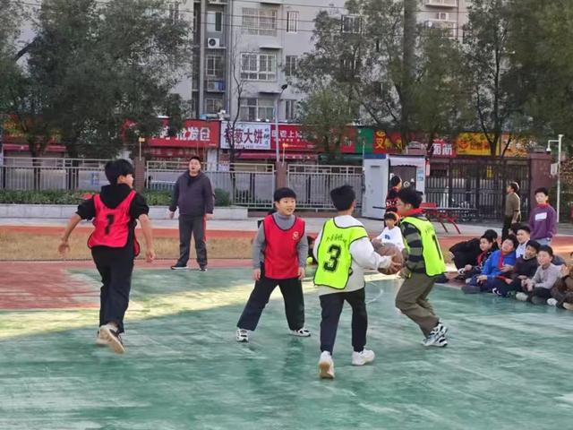 威客电竞郑州管城区外国语牧歌小学：以特色体育课程绘牧歌教育华章(图2)