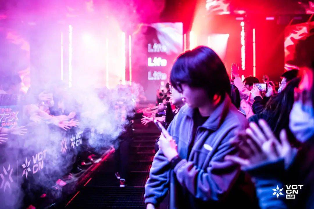威客电竞网址漫评 瓦电竞这么火了吗？(图6)